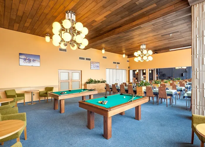 Firn Hotel apartamentowy 3*